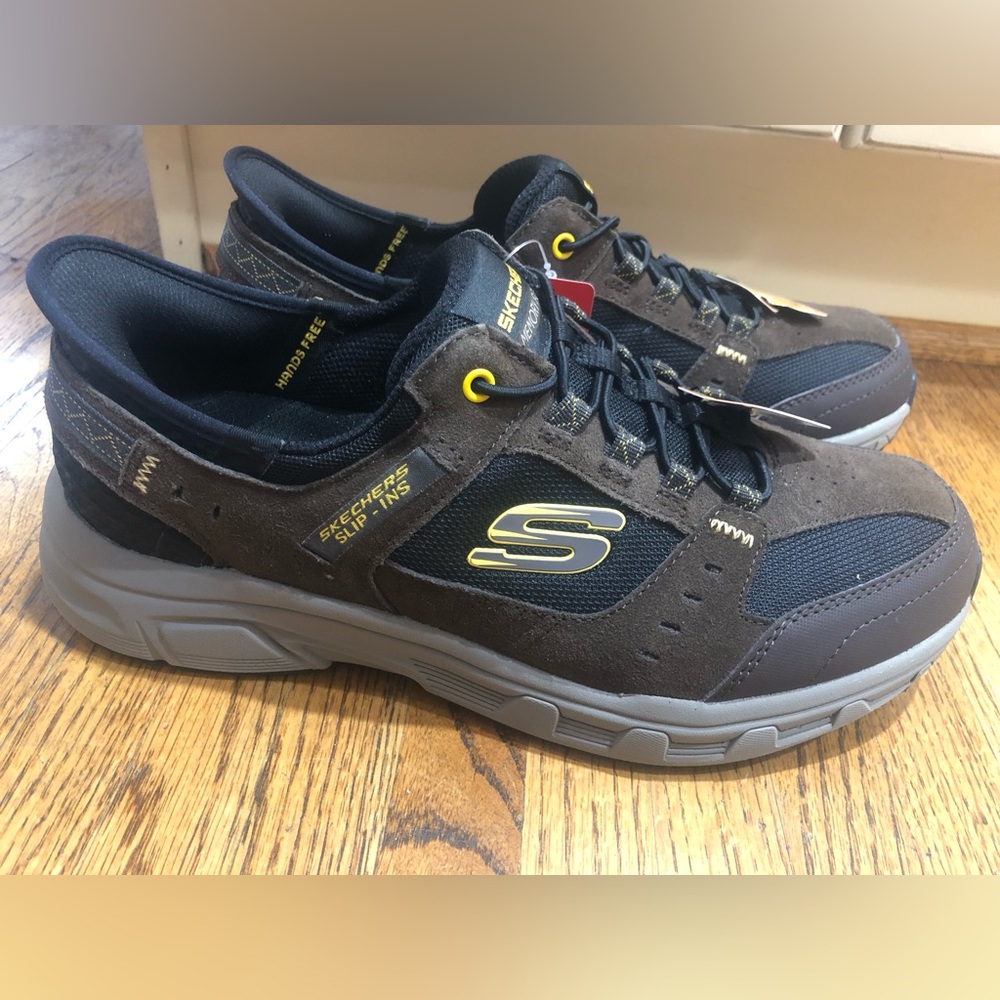 Skechers Men’s Slip-in Brown/Black/Tan/Yellow Sneakers Sz 10.5 NWT